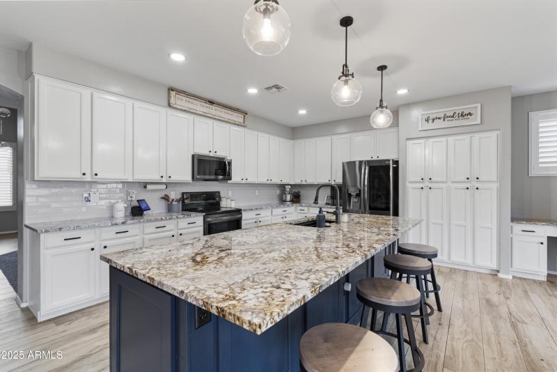 Kitchen Island Seating