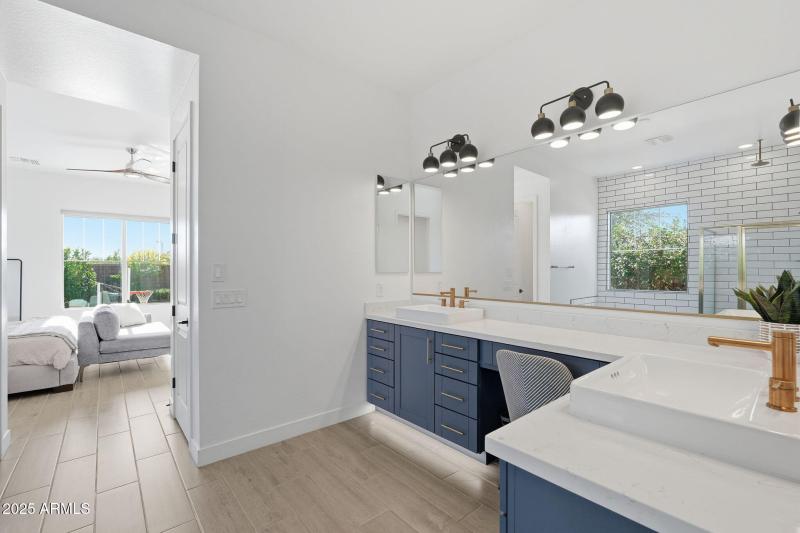 Under Cabinet Lighting