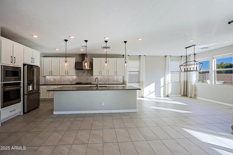 KitchenandDiningArea