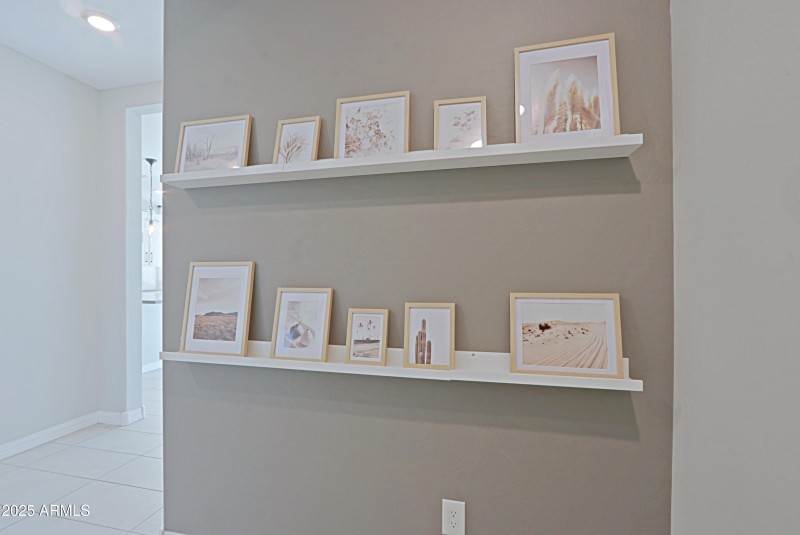 HallShelves