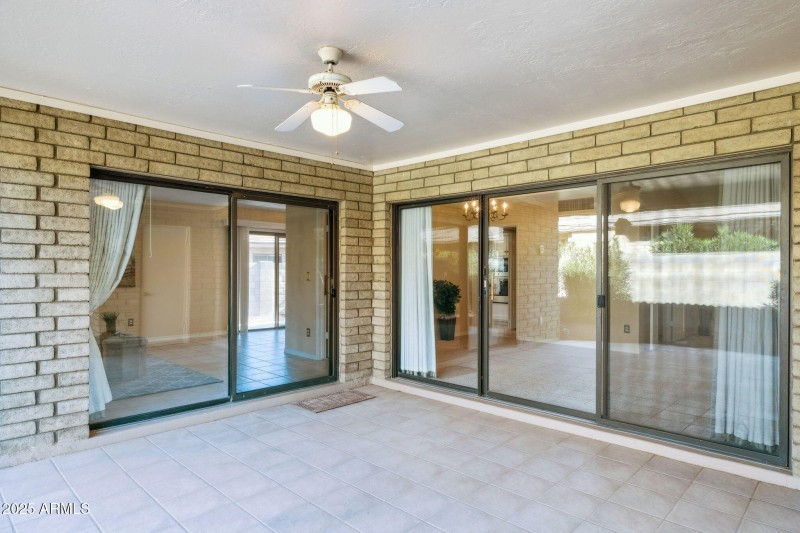 28 - 8418 E Via de Viva