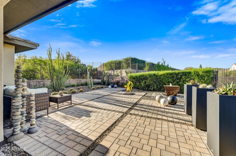 25-Spacious Backyard