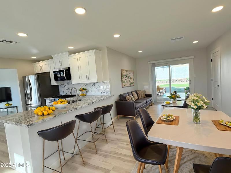 IMG_3161 - Dining Room - Modern - 2