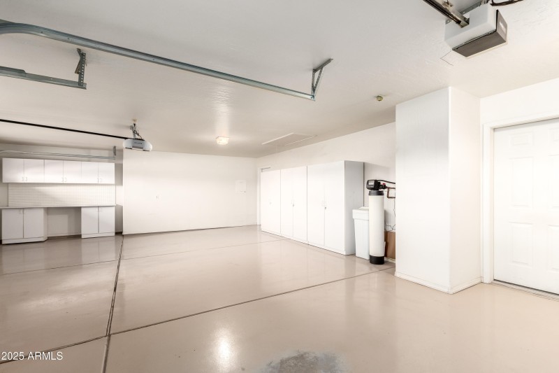 69438c_30 - KILAREA garage