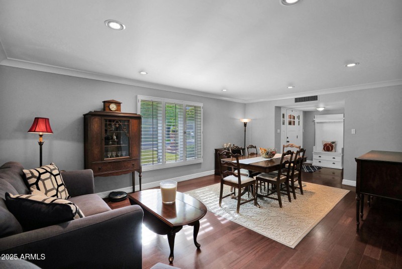 12-web-or-mls-P1382541