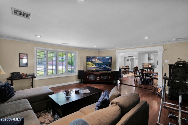 17-web-or-mls-P1382556