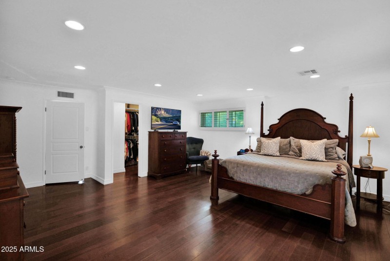 33-web-or-mls-P1382592