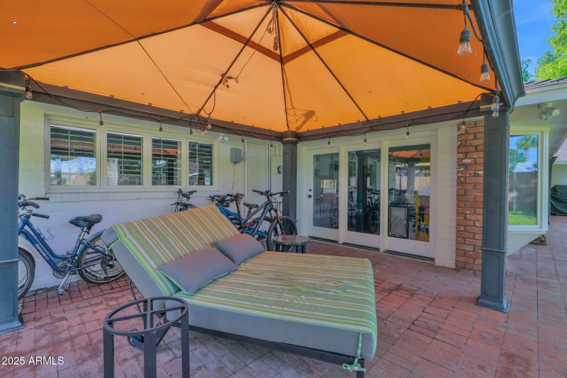 43-web-or-mls-P1382610