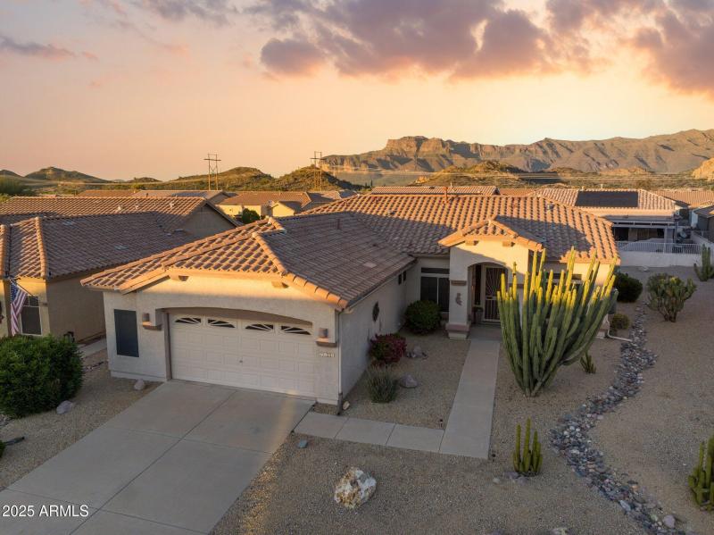 66-web-or-mls-7152-e-texas-ebony-dr