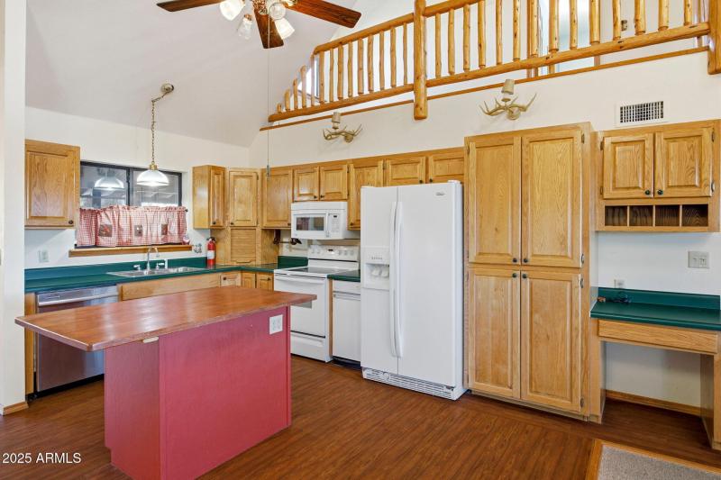 1864LittleDoeTrail-HeberOvergaard-AZ-13