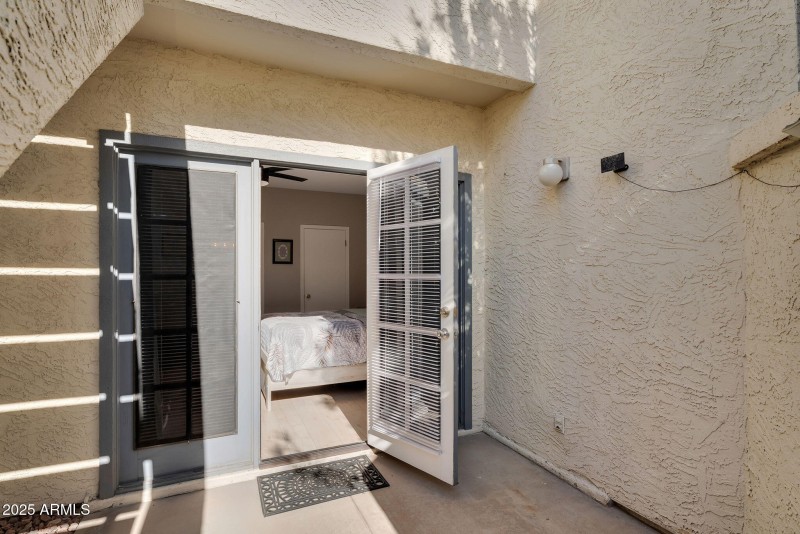 Enclosed Patio 3 off primary