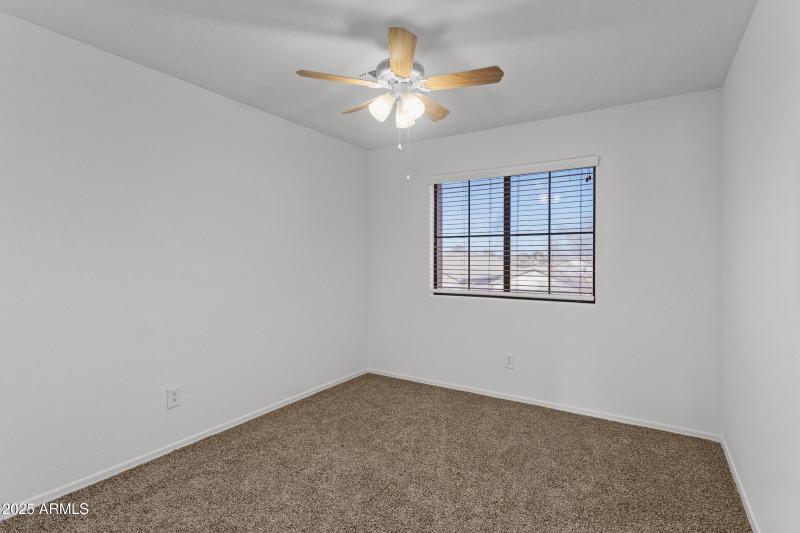 315 E Christopher St-24