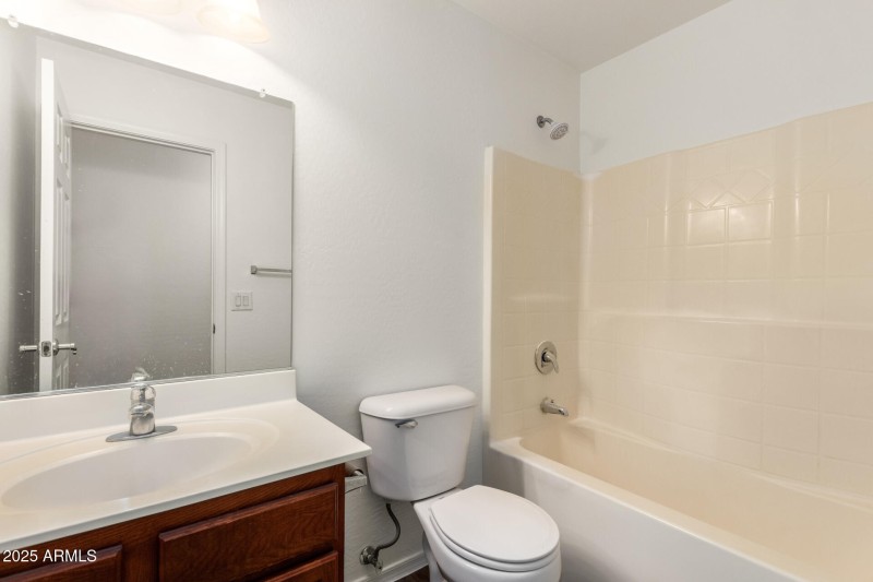 25 - Camini De Janos