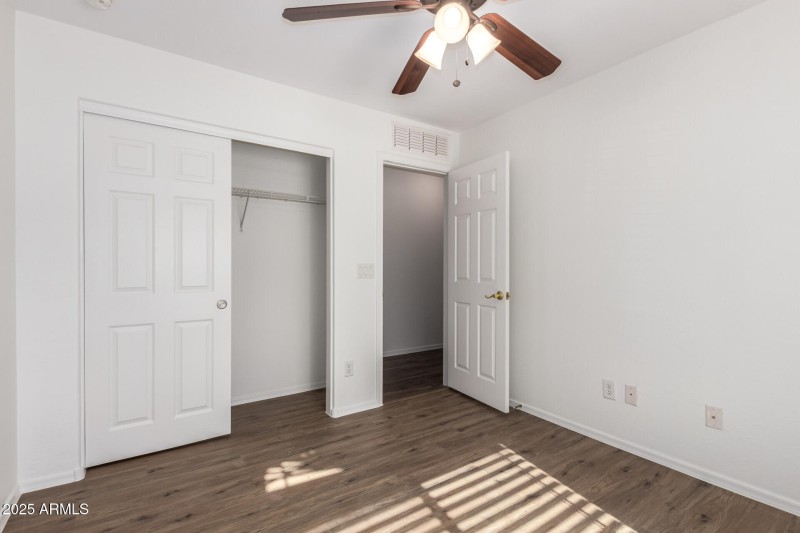 27 - Camini De Janos