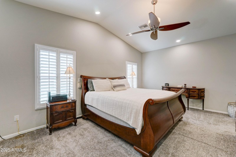 4001 E Indianola Ave-16