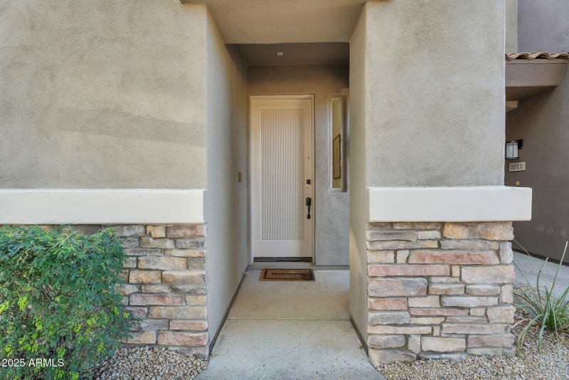 4-web-or-mls-Grayhawk-4