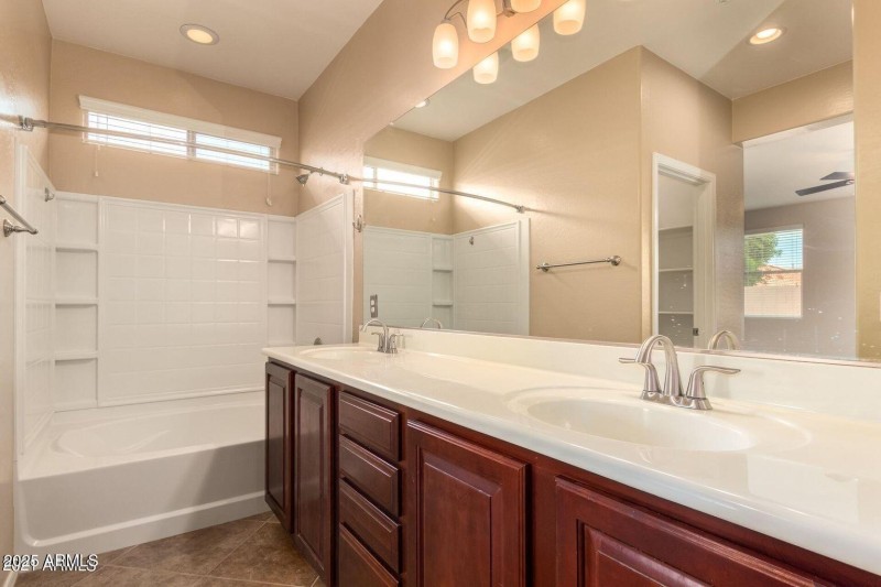 20210708170852872997000000-o