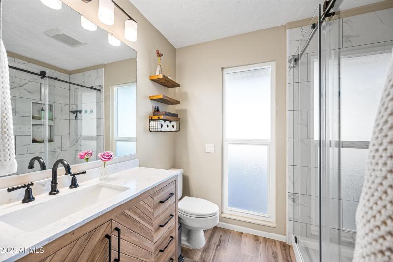 Nicely Updated Primary Bath