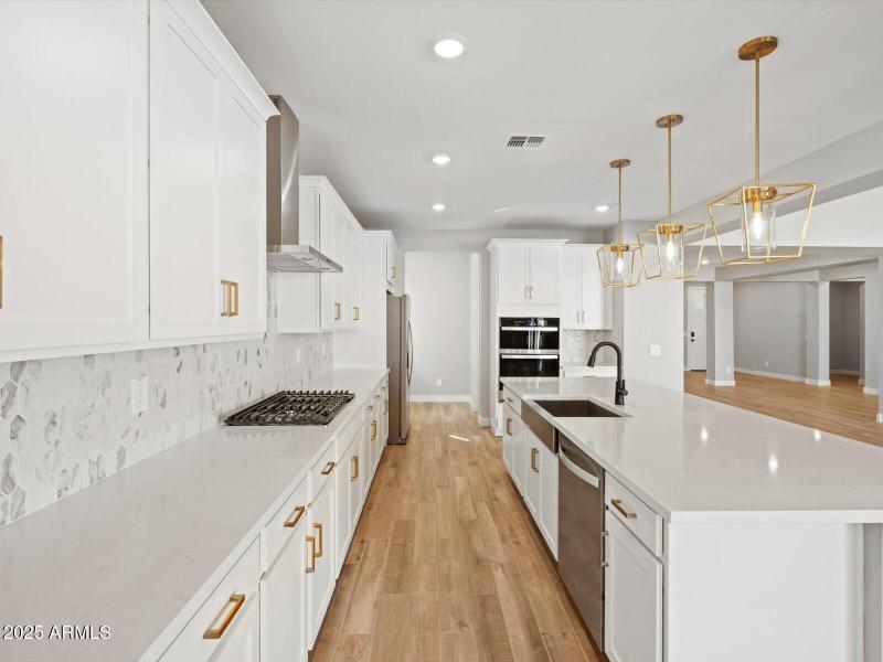 15952 W EL CORTEZ PL