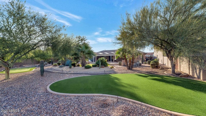 14426 W Becker Ln-large-049-061-TOD3330-