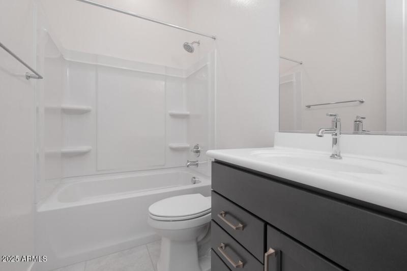 Tri Pointe Soleo 400 - Bathroom 2-1MLS