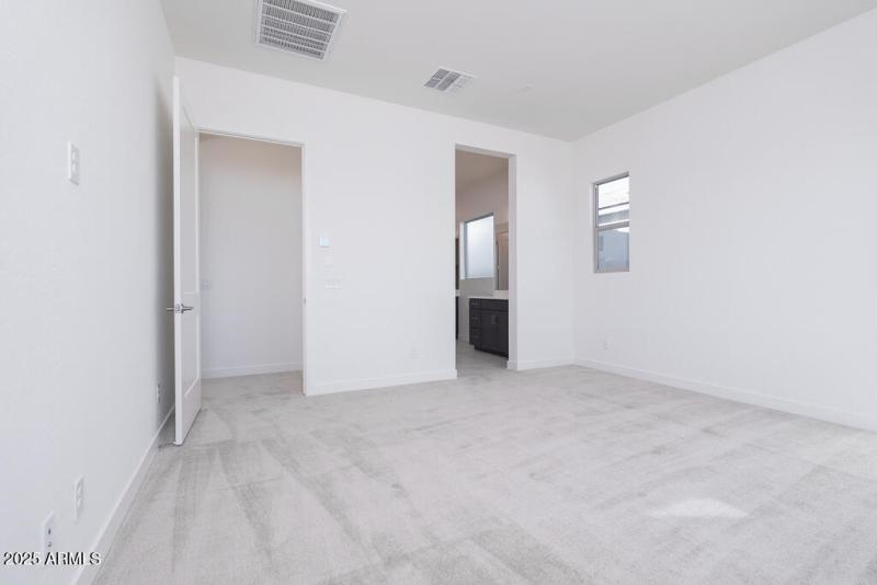 Tri Pointe Soleo 400 - Primary Suite-1ML