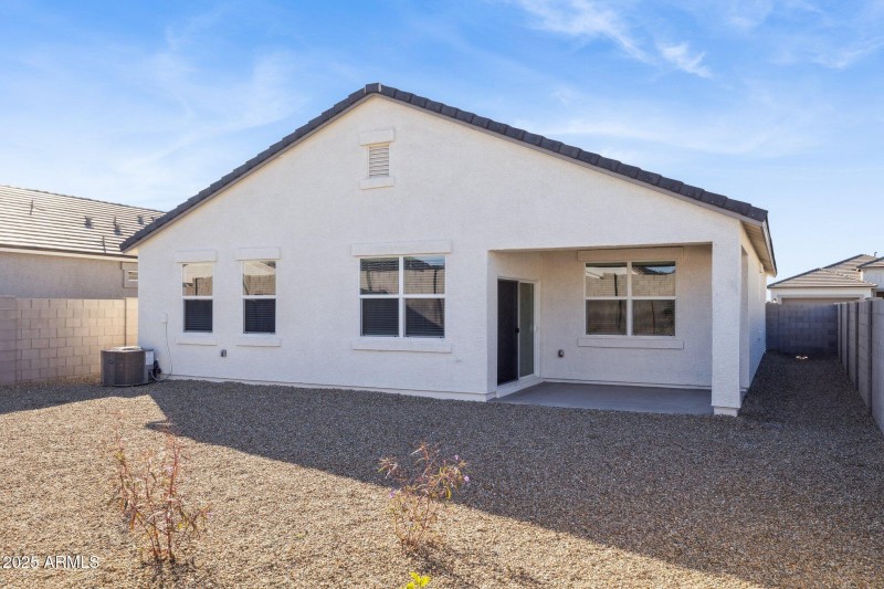31-web-or-mls-23980-w-pima-st