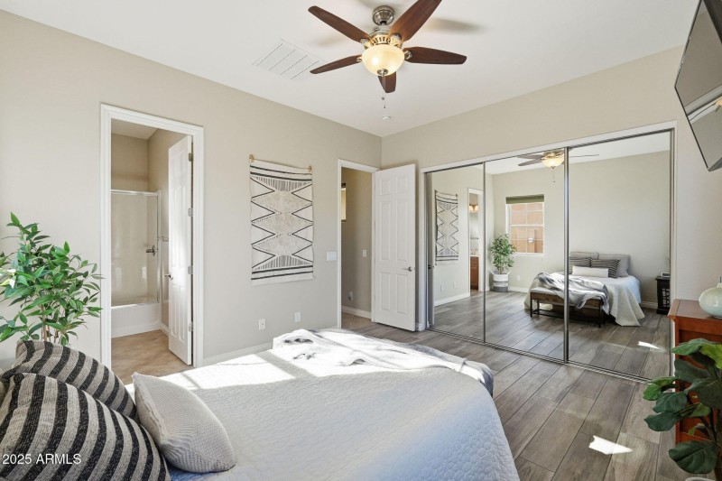 Guest Suite w/ En-Suite