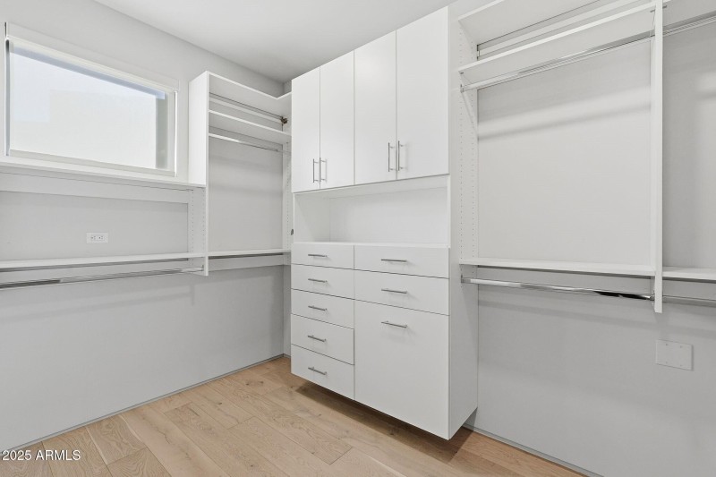 024_Primary Walkin Closet