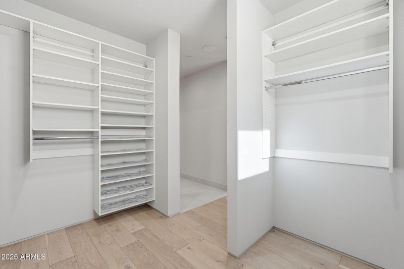 025_Primary Walkin Closet