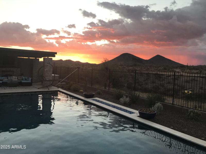 3B3BE6B7-415F-4214-9EB5-C3965FB87D5E