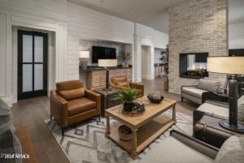 Mens locker rrom at SG