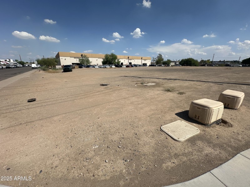 67th and myrtle commercial lot 3