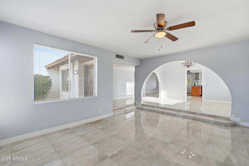 Spacious living room