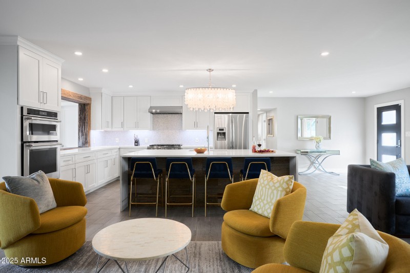 PropertyImageCo_8620EPlazaAve_WEB_11