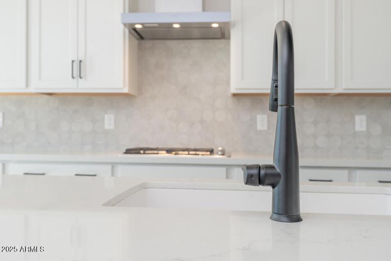 Tri Pointe Soleo 333 - Kitchen-2MLS