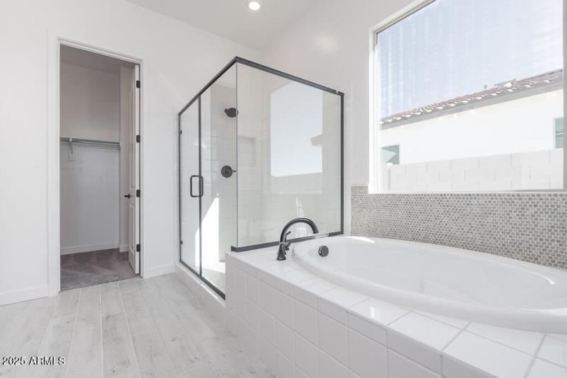 Tri Pointe Soleo 333 - Primary Bath-2MLS