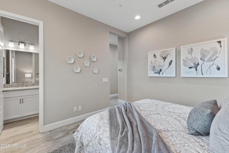 17834 E Wolf Tree Ln-----43