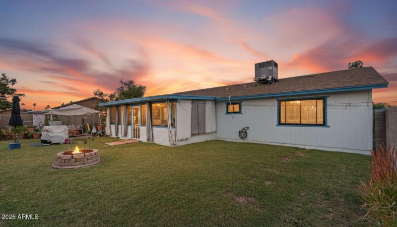 Great Entertaining Space!