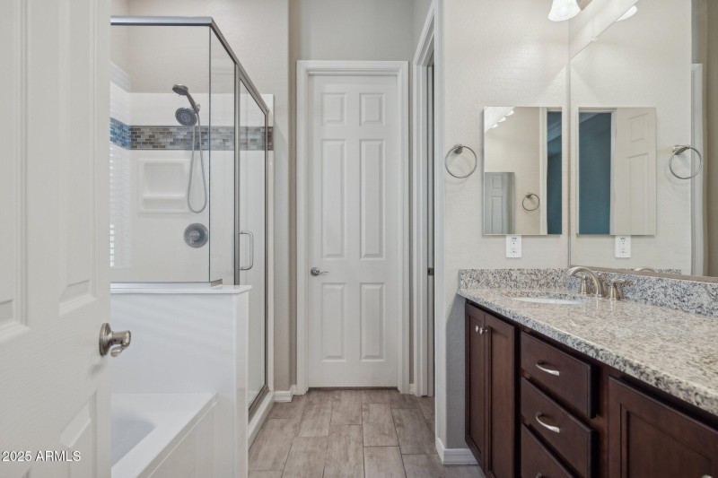 14-web-or-mls-1179-spine-tree-ave