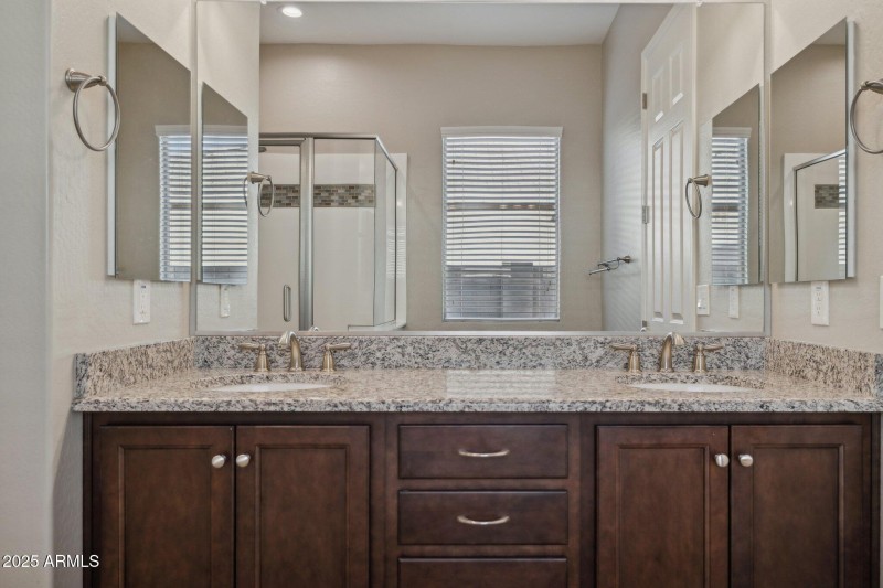 15-web-or-mls-1179-spine-tree-ave