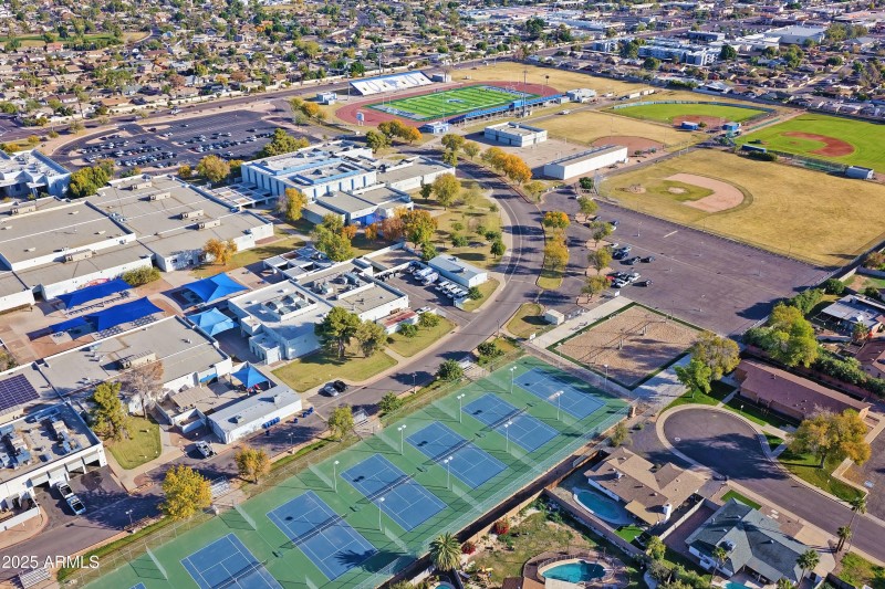 DJI_20251218094404_0027_D