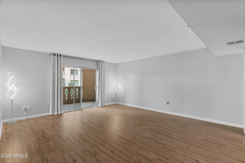 05-20251218-DSC02007