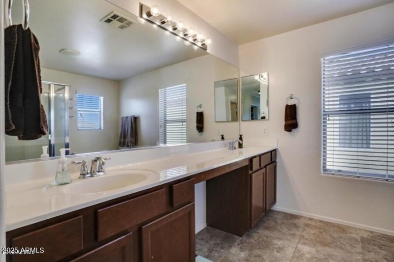 20221116200845869253000000-o