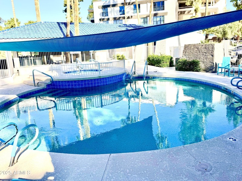 Main pool 1