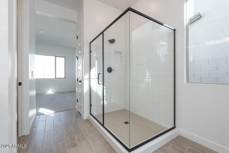 Tri Pointe Soleo 619 - Primary Bath-2MLS