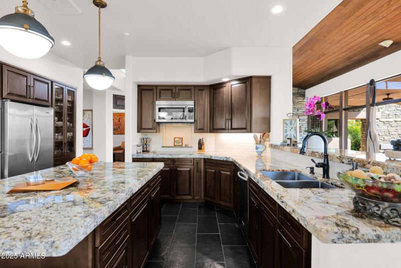 42-web-or-mls-P1349038