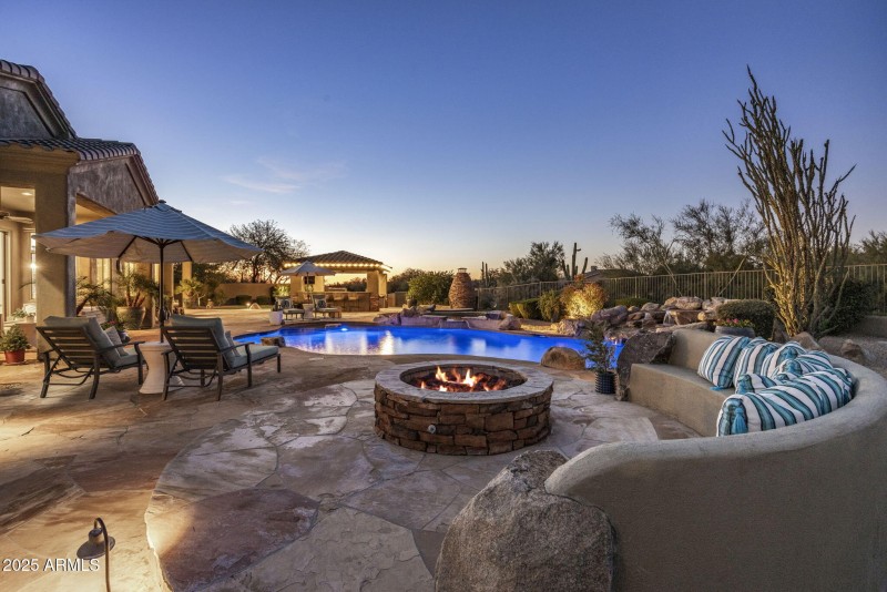 Fire Pit Seating Area