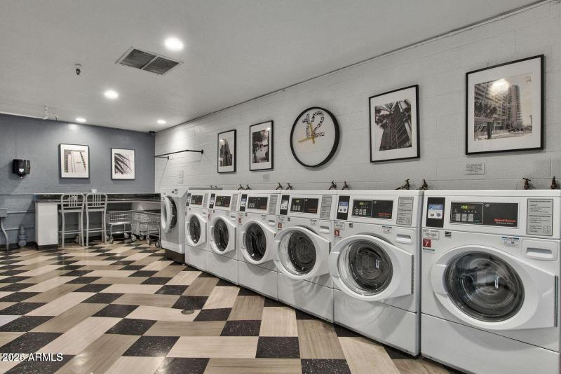 20241223010934330477000000-o