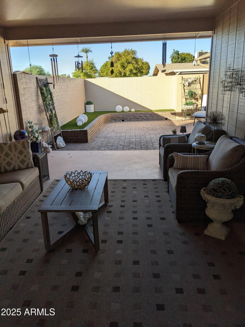 PATIO.5